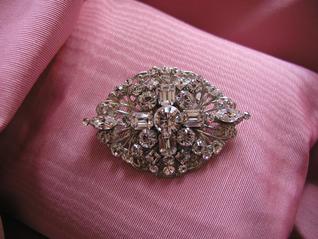 brooch.jpg