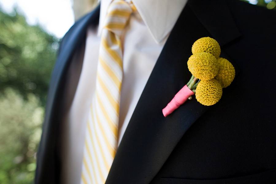 lyndsy-7 boutonnieres