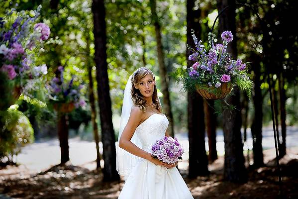 purple-wedding-10 bride with purple bouquet