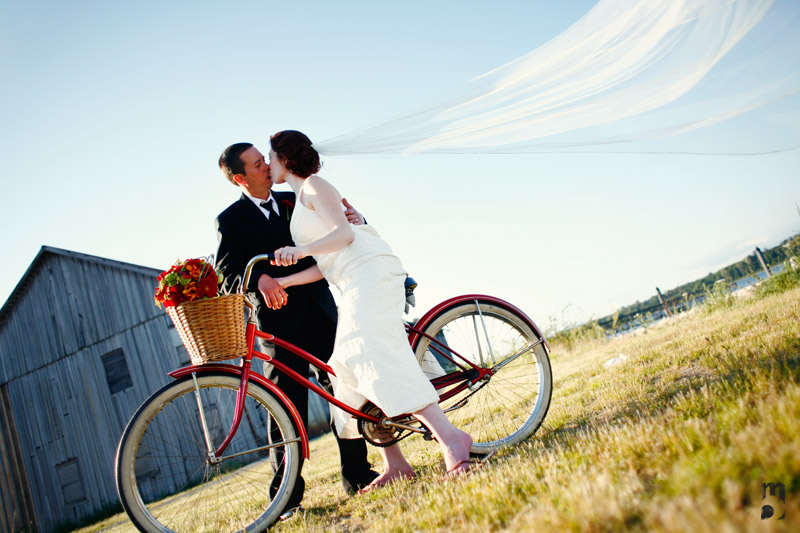 lyndseymatt20 bicycle wedding portrait