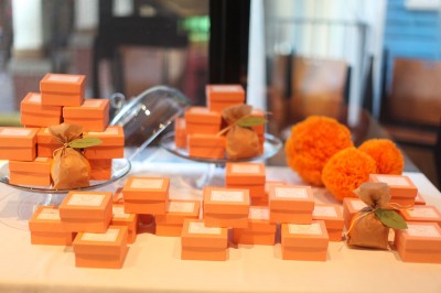 favor-box-display-table