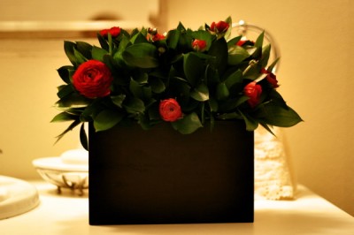 red ranunculus centerpiece red ranunculus centerpiece