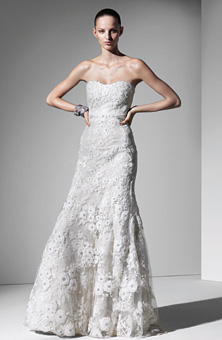 If I was a different me, this would be the dress. Monique Lhullier "Rocha"