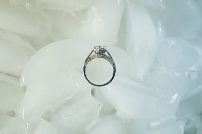ring-on-ice