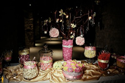 pink-and-yellow-candy-buffet-1