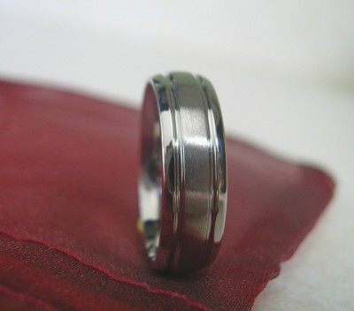titanium-knights-wedding-band
