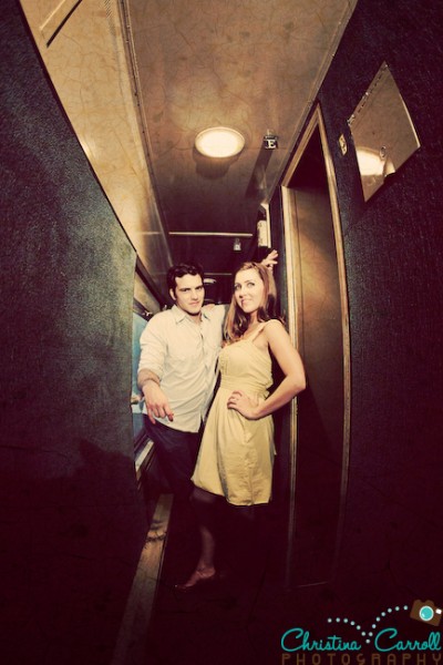 planes-trains-engagement-session-11