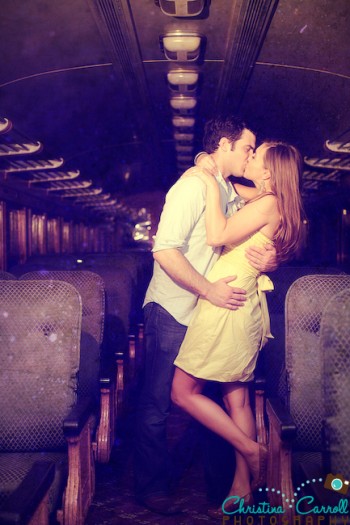 planes-trains-engagement-session-17