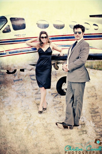 planes-trains-engagement-session-30