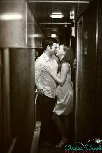 planes-trains-engagement-session-9