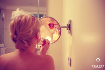 vintage-wedding-red-lipstick