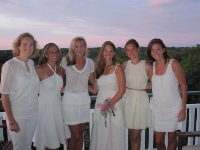 girls-in-white