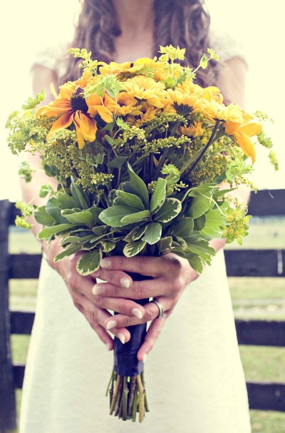 yellow-sunflower-bouquet2 yellow-sunflower-bouquet2