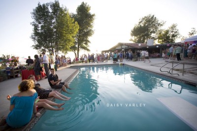 condors-nest-ranch-wedding-reception-by-pool condors-nest-ranch-wedding-reception-by-pool