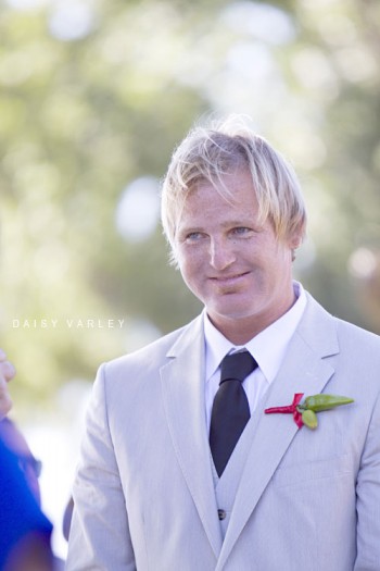 groom-waiting-atl-altar groom-waiting-atl-altar