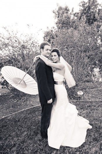 wedding-parasol-bride-ojai