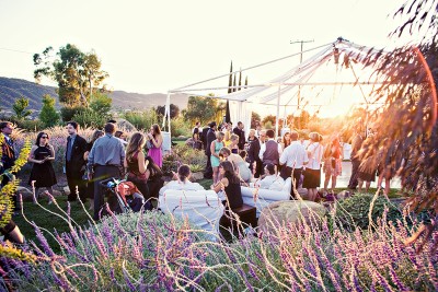 white-lounge-area-outdoor-ojai-wedding