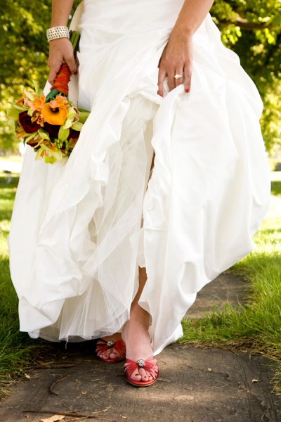 bride-in-red-shoes bride-in-red-shoes