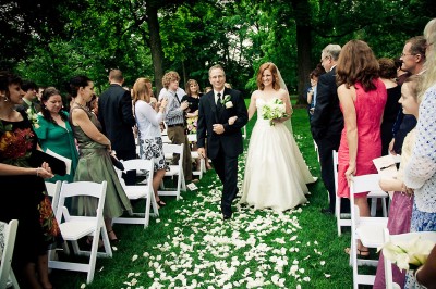 bride-walking-down-aisle bride-walking-down-aisle