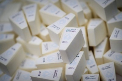 cake-slice-box-favors