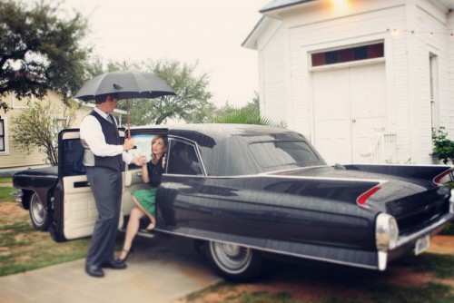 engagement-session-classic-car engagement-session-classic-car