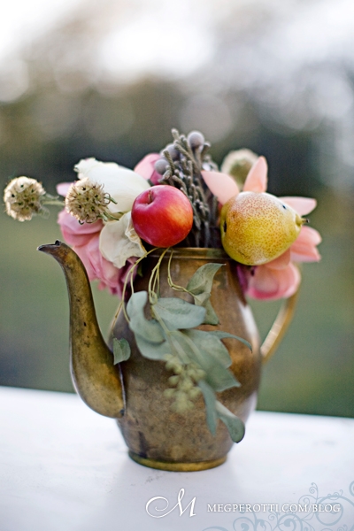 fruit-flowers-in-teapot fruit-flowers-in-teapot