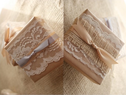 lace-and-ribbon-favor-boxes lace-and-ribbon-favor-boxes
