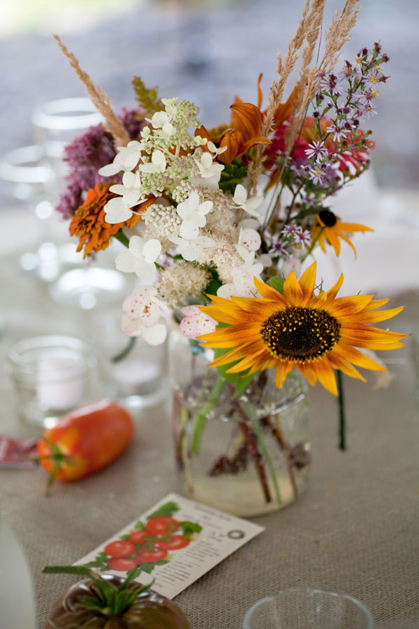 do it yourself fall wedding centerpieces