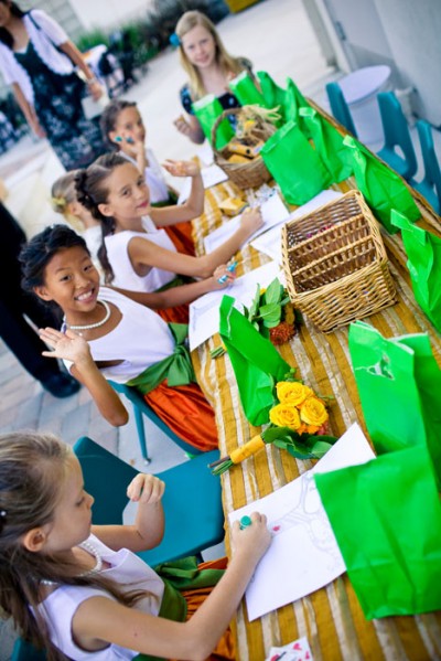 wedding-childrens-table wedding-childrens-table