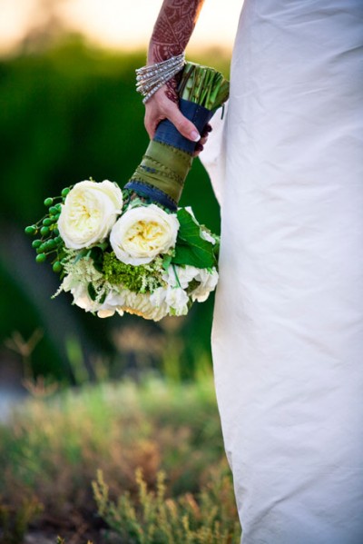 white-peony-bouquet-diy-flowers white-peony-bouquet-diy-flowers