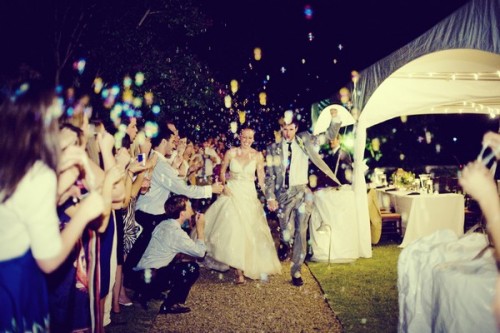 bride-and-groom-exit-throwing-confetti bride-and-groom-exit-throwing-confetti