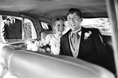 bride-groom-rolls-royce-getaway-car bride-groom-rolls-royce-getaway-car