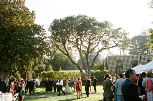 cocktail-hour-on-lawn-country-club-wedding cocktail-hour-on-lawn-country-club-wedding