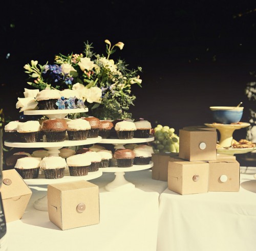 cupcakes-and-favor-boxes cupcakes-and-favor-boxes