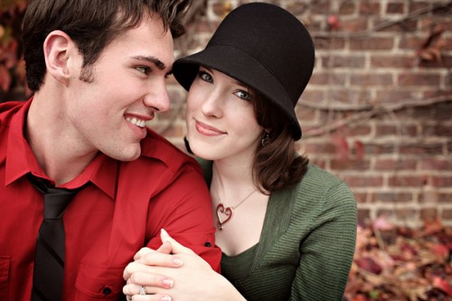 fall-engagement-photos
