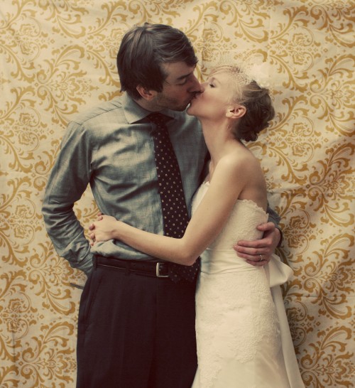 kiss