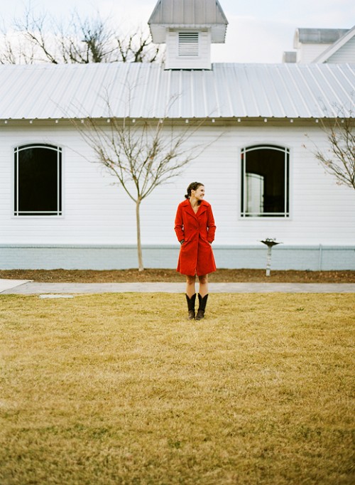 red-coat-alabama-engagement-session