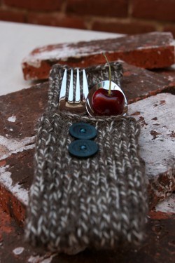 knitted-silverware-cozies-wedding-ideas knitted-silverware-cozies-wedding-ideas