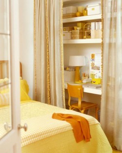 office-in-closet-yellow-orange-inspiration office-in-closet-yellow-orange-inspiration