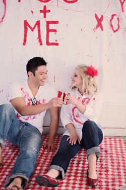 paint-your-love-red-and-white-engagement-photos-8 paint-your-love-red-and-white-engagement-photos-8