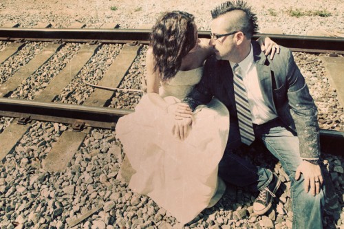 pillow-fight-trash-the-dress-session-16