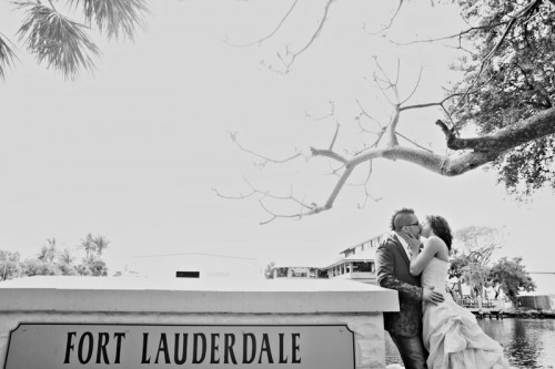 pillow-fight-trash-the-dress-session-17