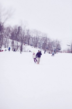 skiing-engagement-photos-bear-creek-mountain-17 skiing-engagement-photos-bear-creek-mountain-17