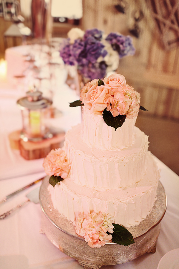 pink flowers wedding. Cake with Pink Flowers