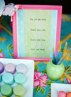 Decorate Your Own Wedding Cake