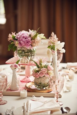 Lace Wrapped Glass Vases Unique Centerpiece Ideas