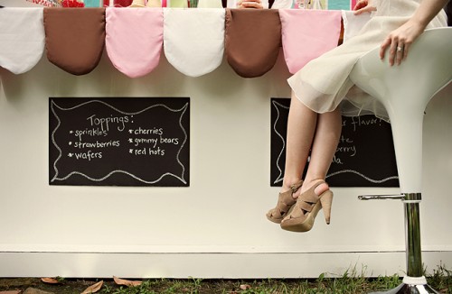 Milkshake Bar Vintage Wedding Ideas-07