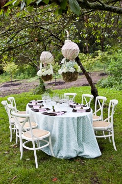 Wedding Table Inspired by Hot Air Balloons