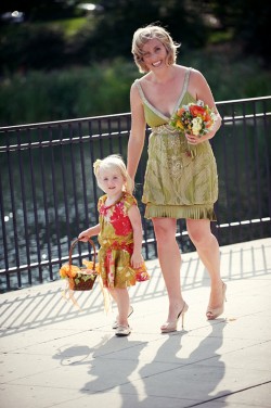 Chicago-DIY-Wedding-Laurie-Peacock-Photography-08 Chicago-DIY-Wedding-Laurie-Peacock-Photography-08