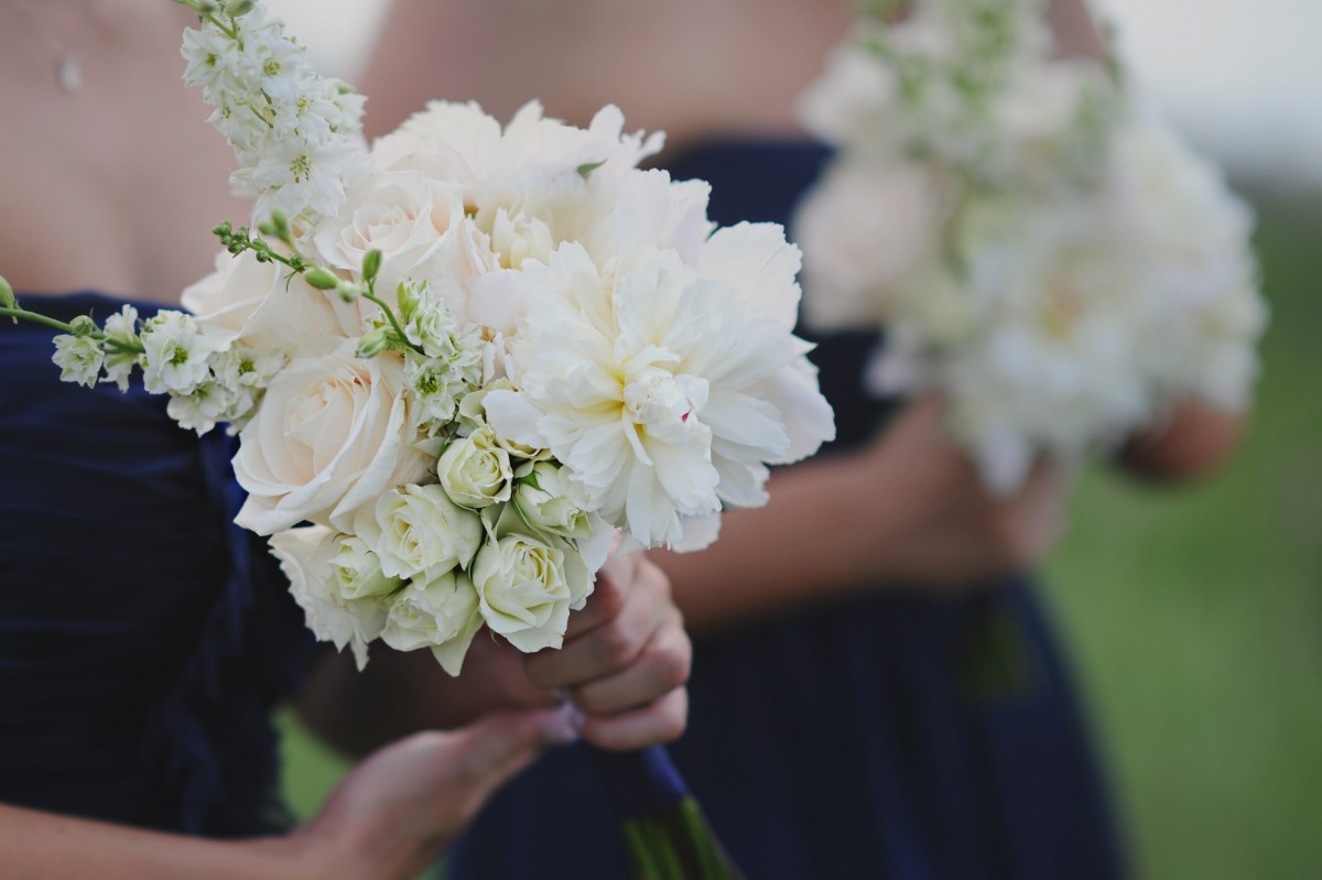 White Bridesmaids Bouquet Elizabeth Anne Designs The Wedding Blog — free download